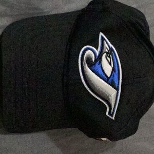 Cap used black  sports team MLB